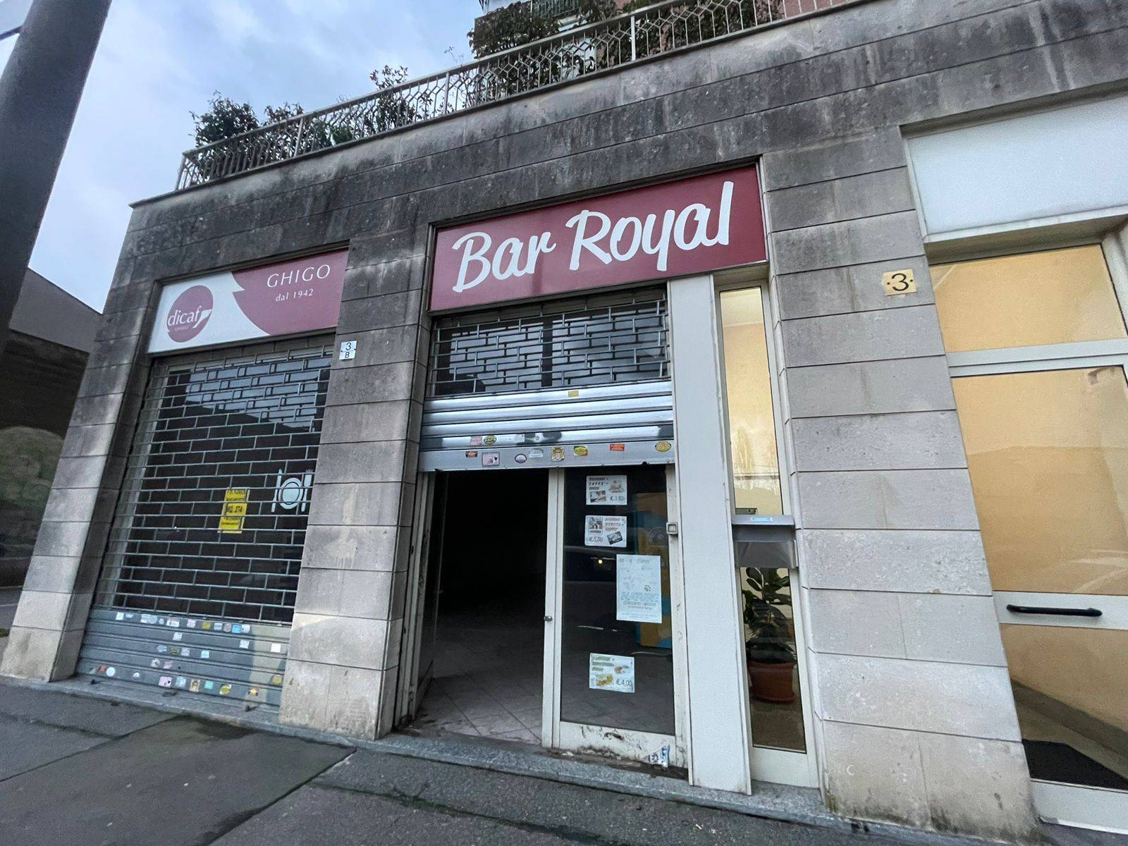 Locale commerciale in vendita a Torino, Lucento - Vallette