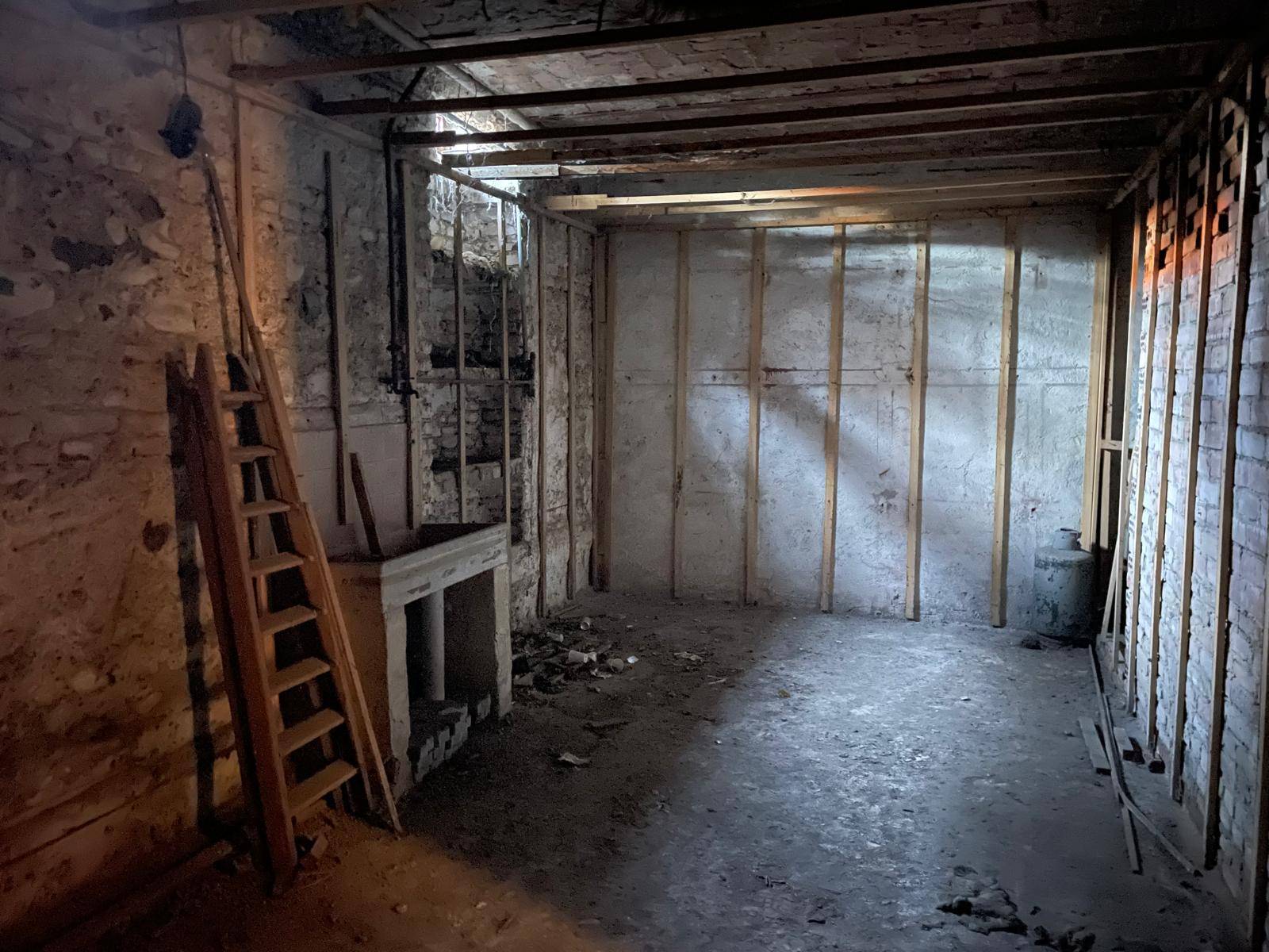 Deposito in vendita a Collegno