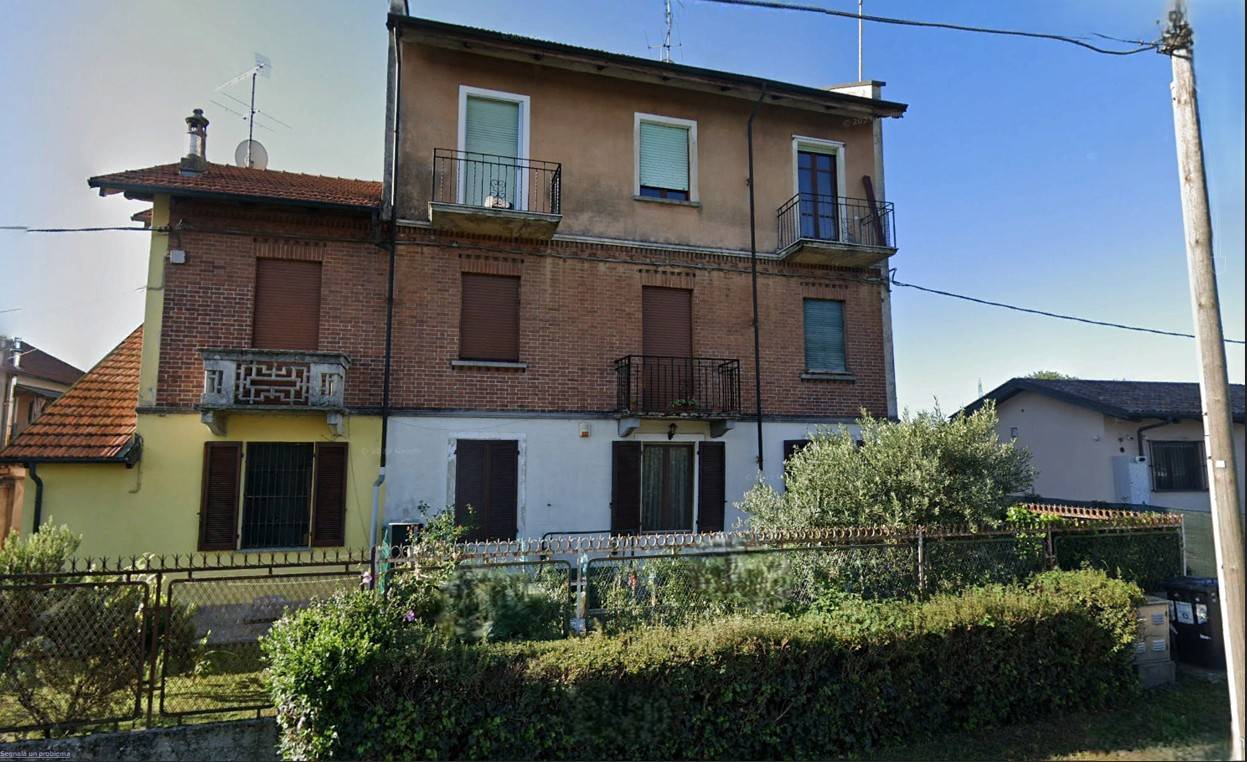 Deposito in vendita a Collegno