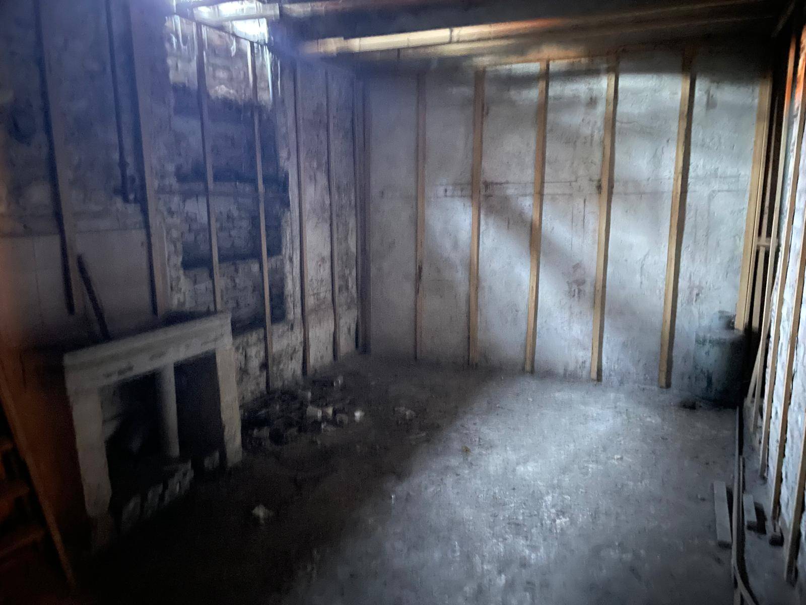 Deposito in vendita a Collegno