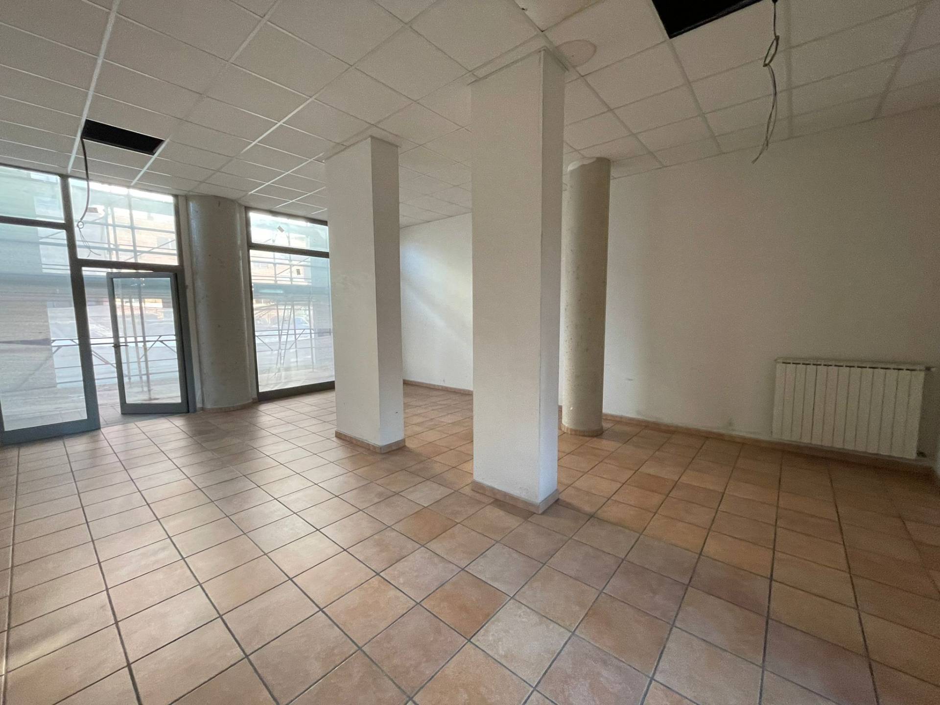 Locale commerciale in vendita a Torino, Madonna Campagna