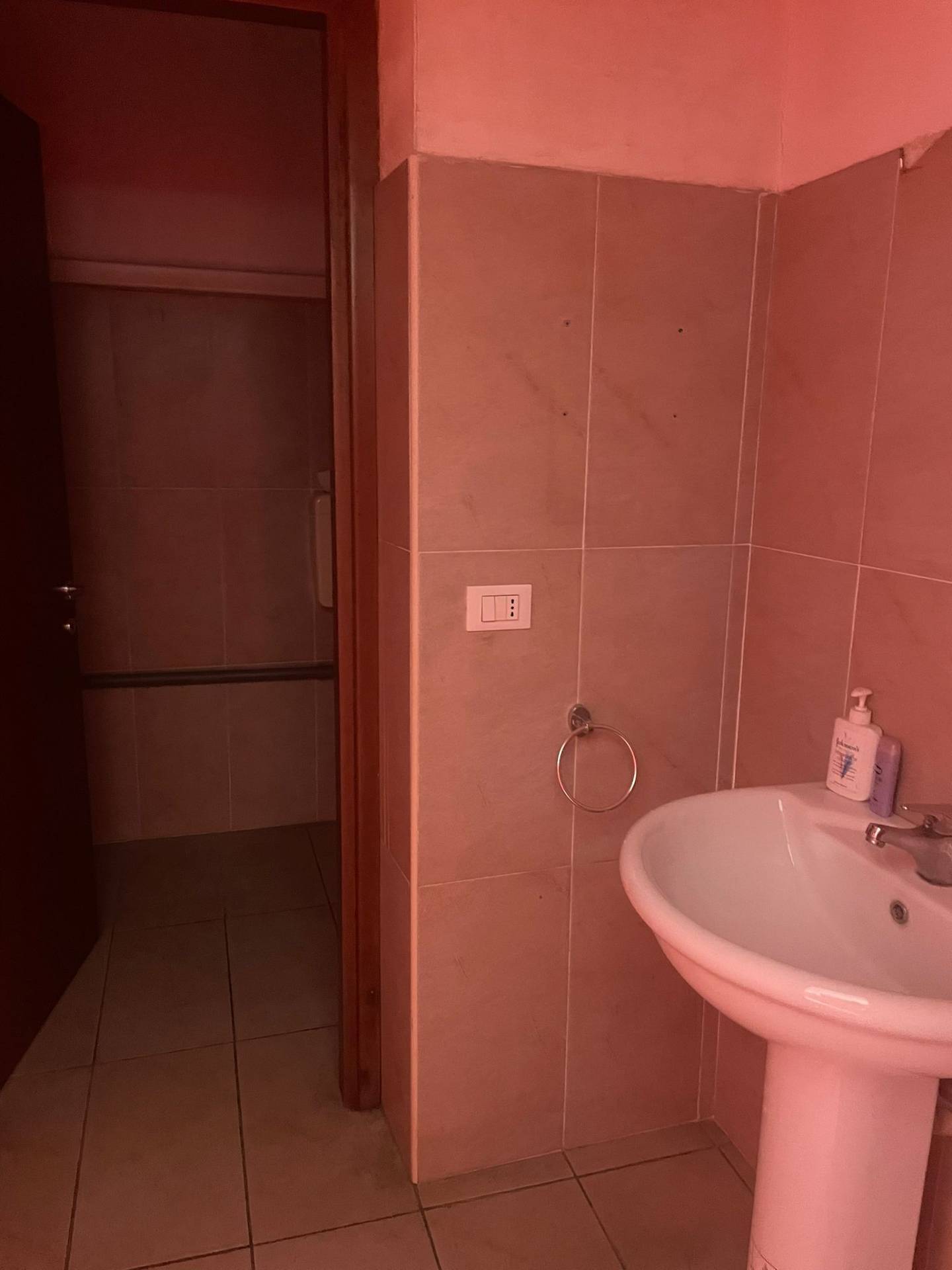 Ufficio in vendita a Moncalieri, Barauda