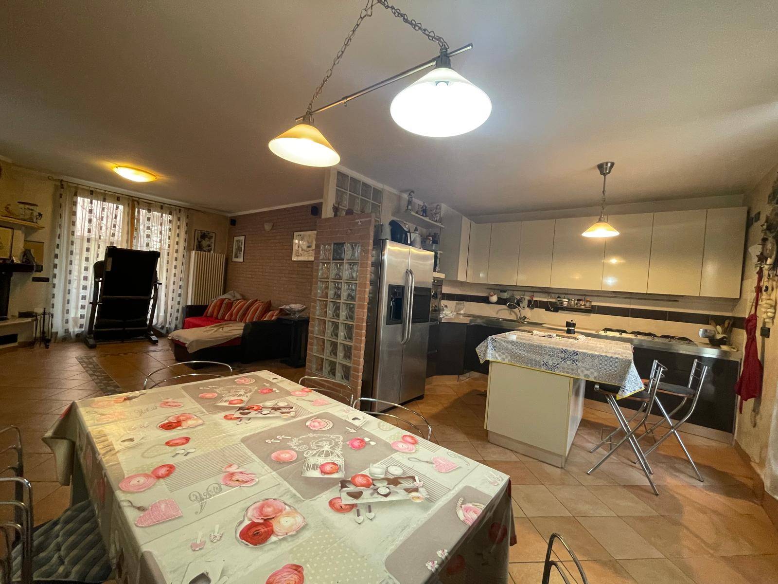 Appartamento in vendita a Mappano, Centro