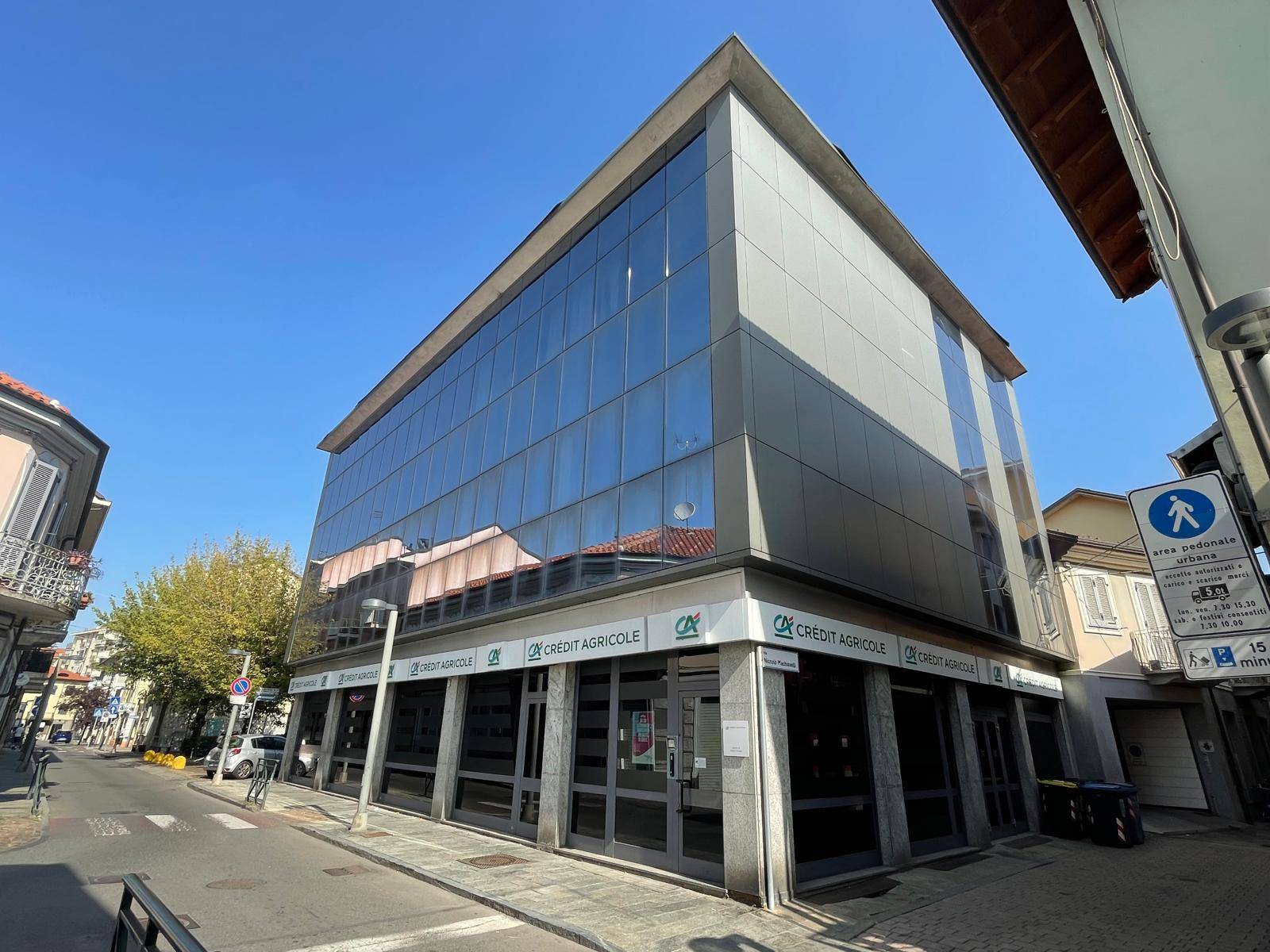 Stabile - Palazzo in vendita a Settimo Torinese, Centro