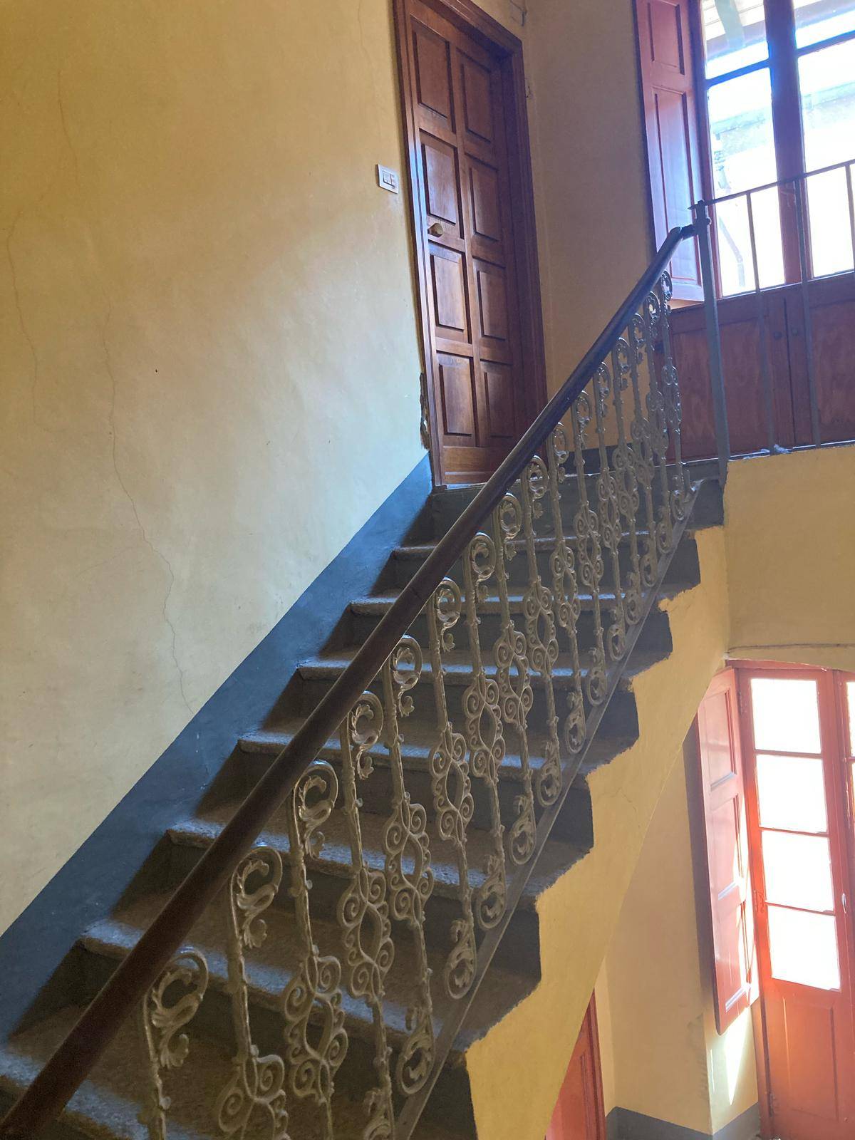 Stabile - Palazzo in vendita a Sant'Antonino di Susa, Via Roma
