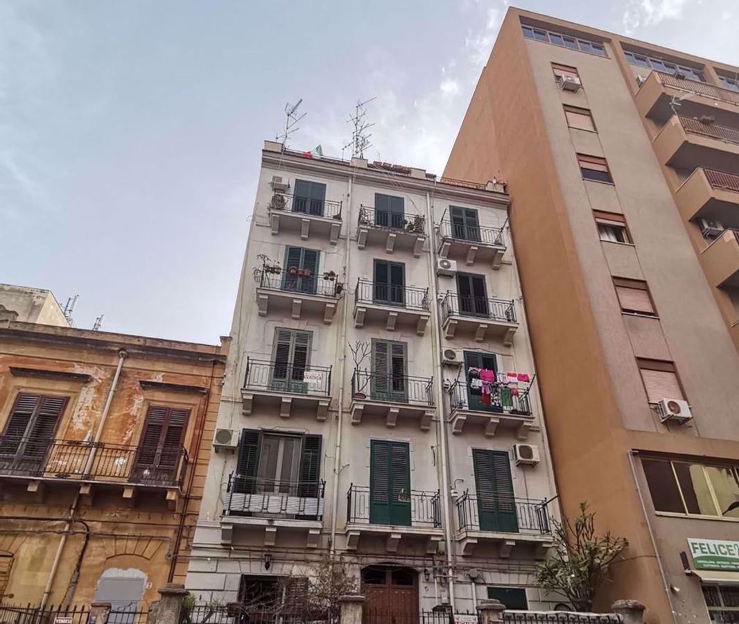 Attico ristrutturato a Palermo