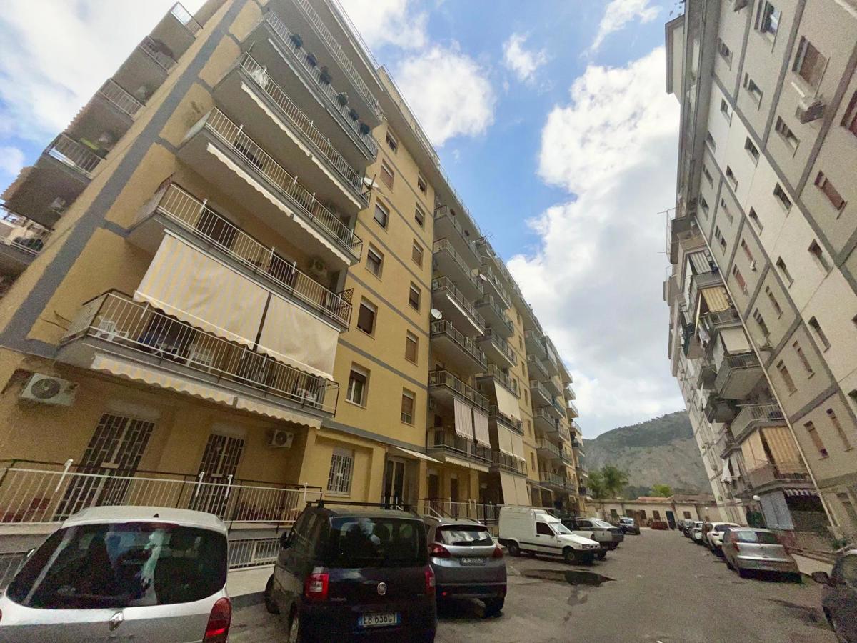 Appartamento in vendita a Palermo