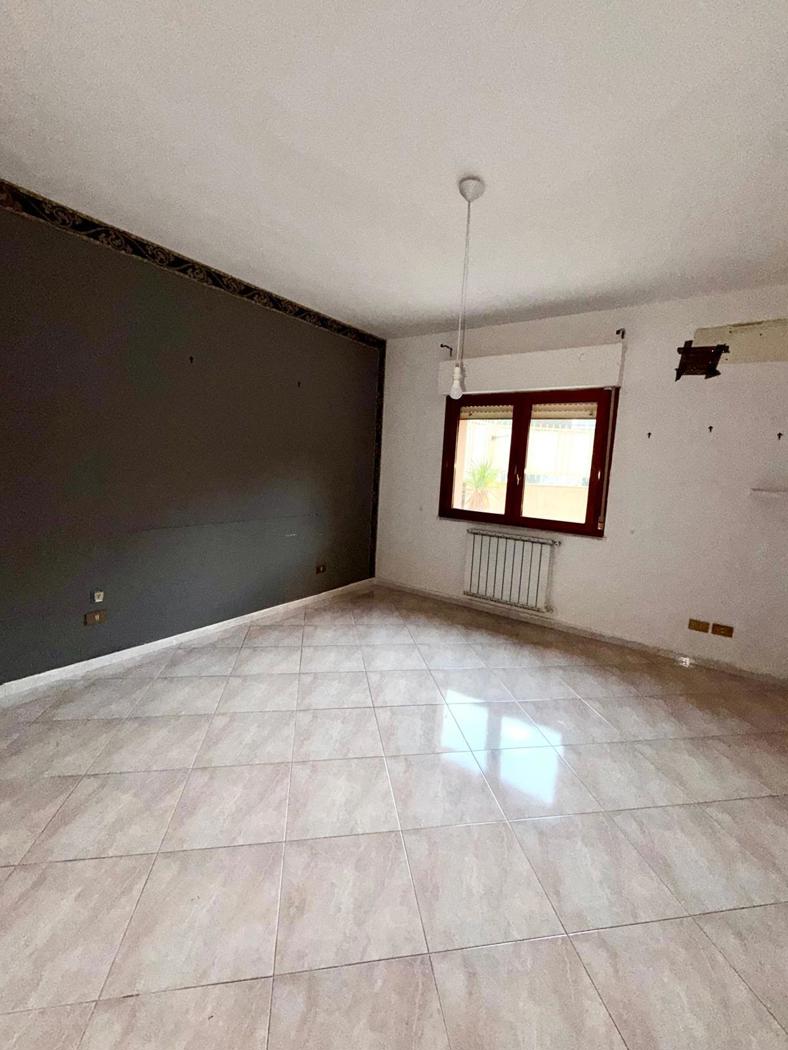 Trilocale in affitto a Palermo