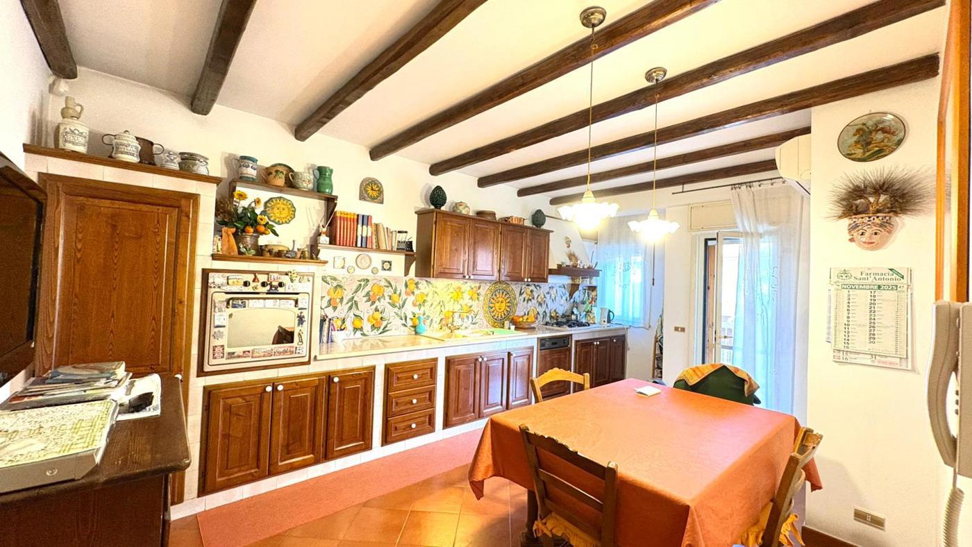 Villa con giardino a Palermo