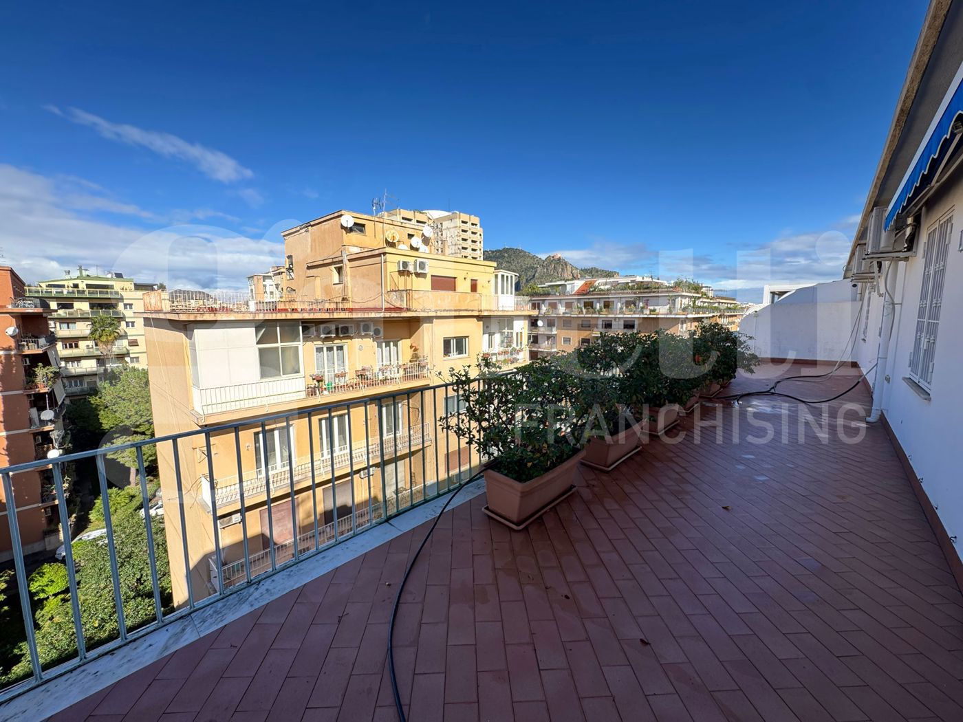 Attico ristrutturato a Palermo