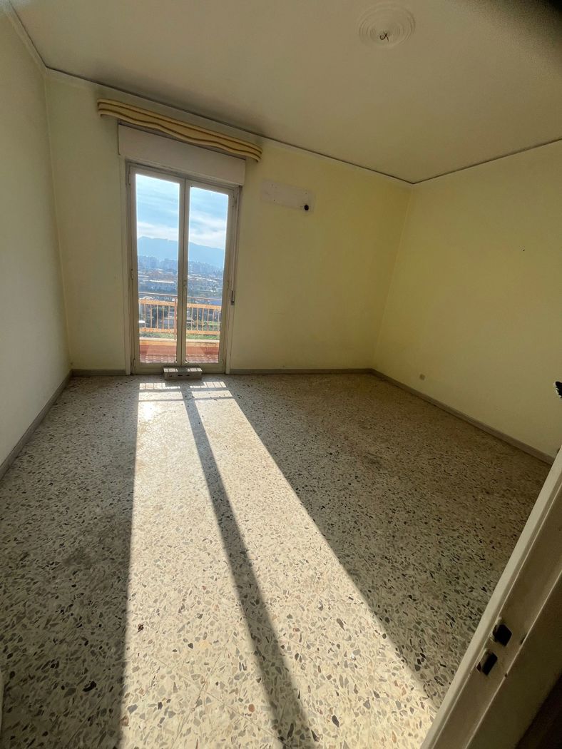 Quadrilocale da ristrutturare a Palermo