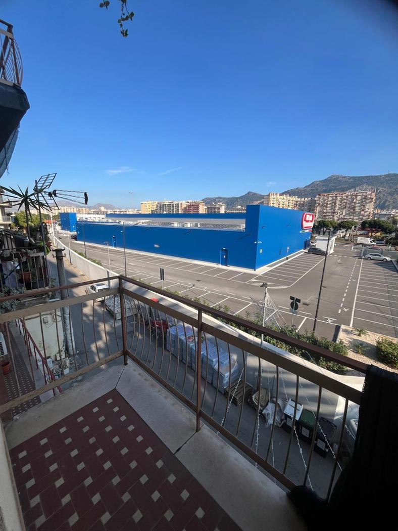 Quadrilocale da ristrutturare a Palermo