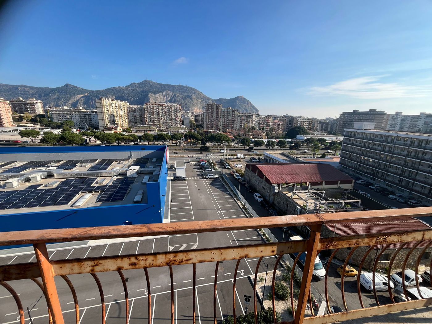 Attico da ristrutturare a Palermo