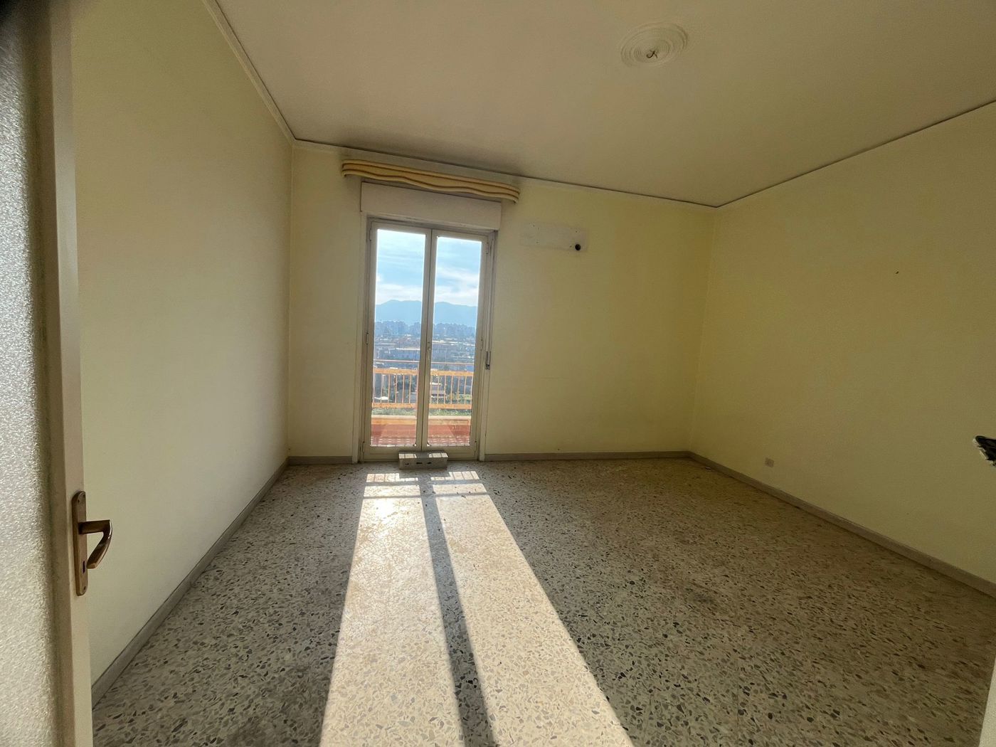 Attico da ristrutturare a Palermo