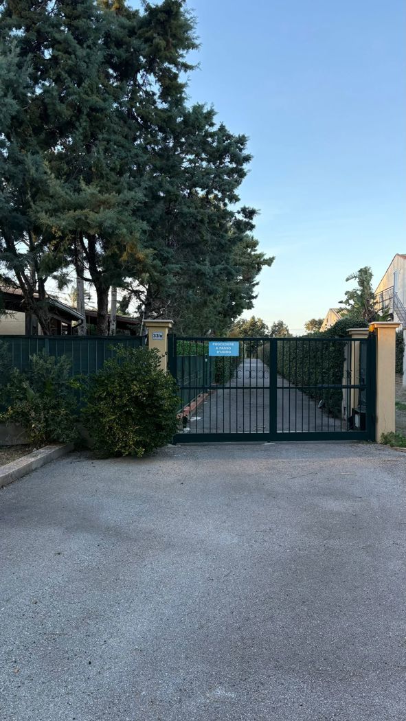 Bilocale in affitto a Campofelice di Roccella