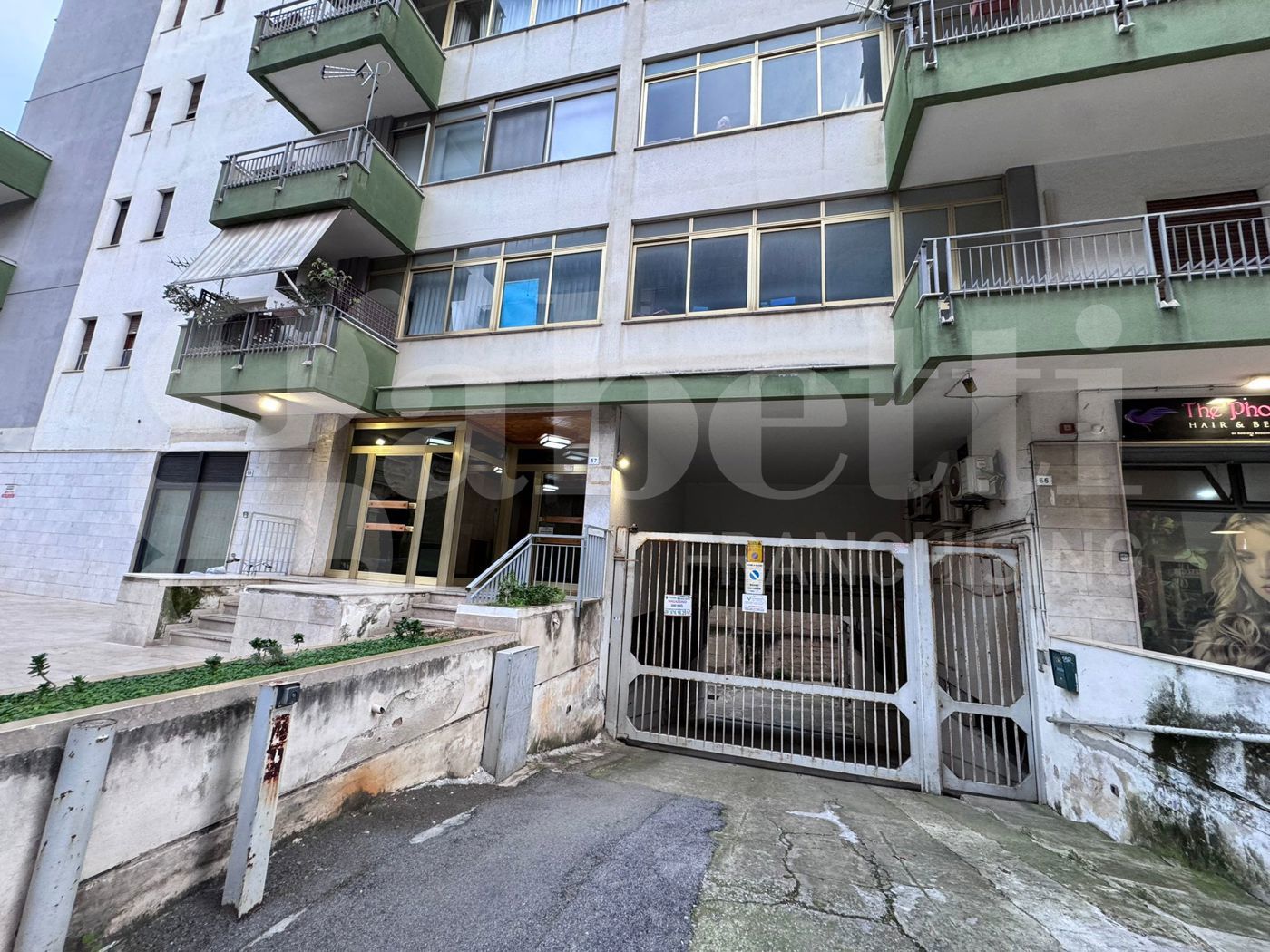 Box/Garage 20mq in vendita a Palermo