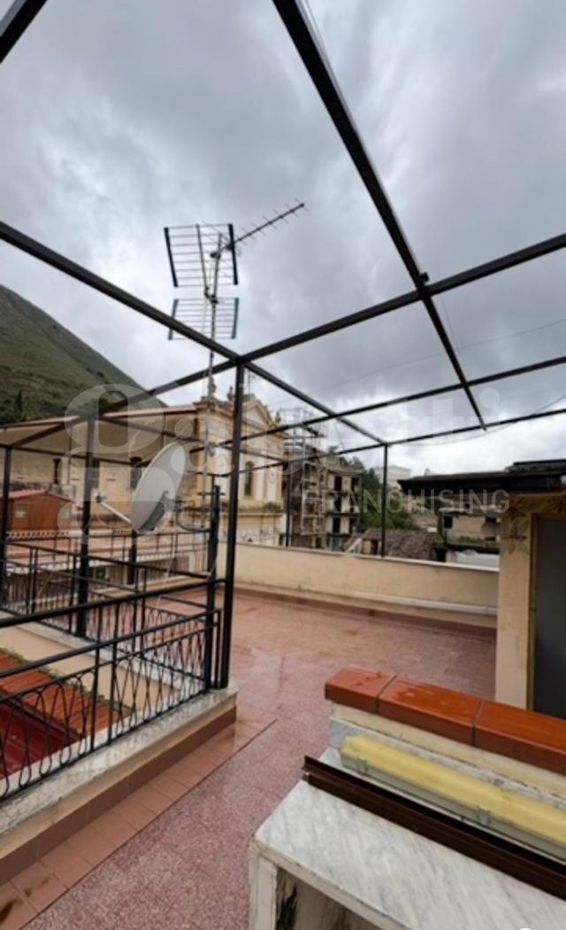 Stabile/Palazzo in vendita a Torretta