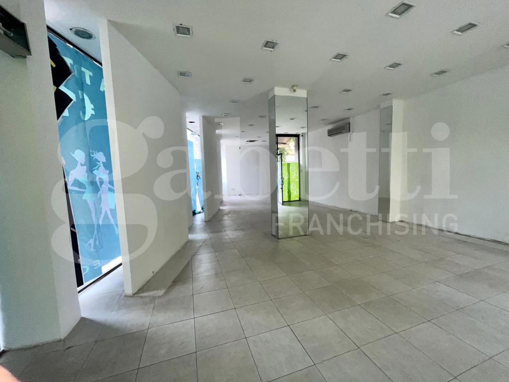 Negozio in affitto a Palermo