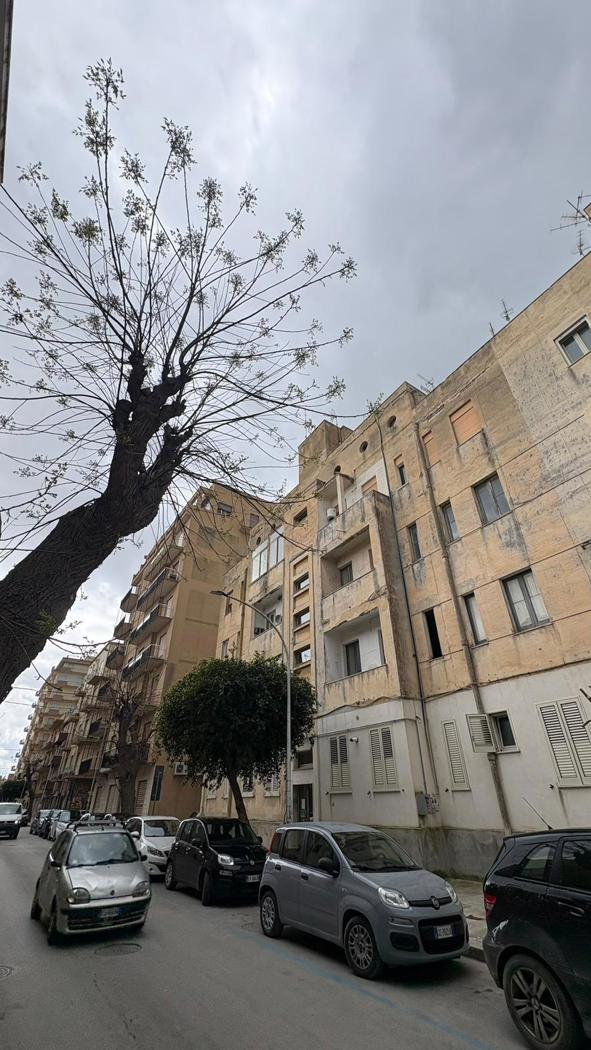 Trilocale da ristrutturare a Marsala