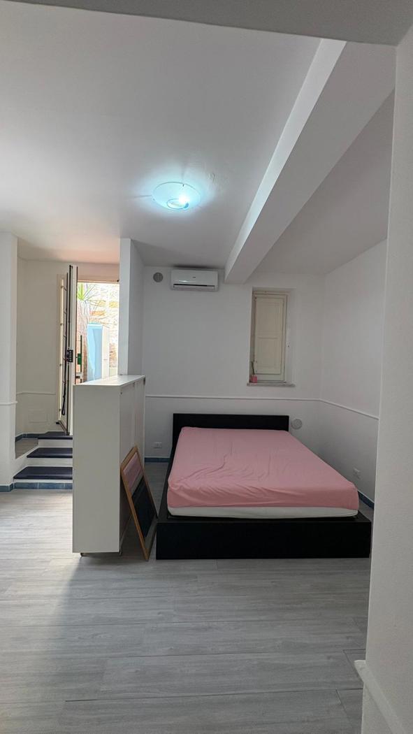 Monolocale arredato in affitto a Palermo