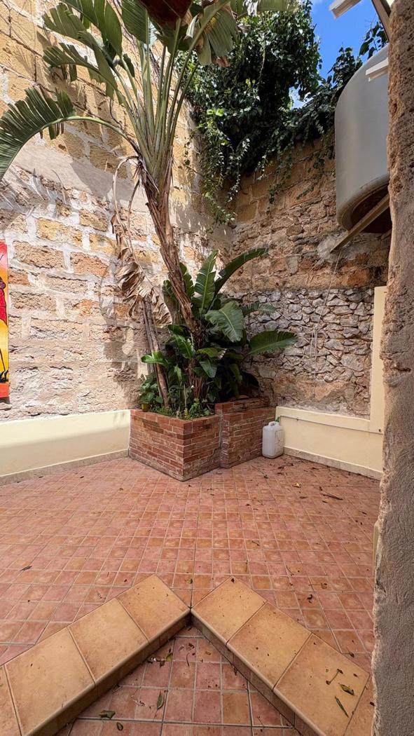Monolocale arredato in affitto a Palermo