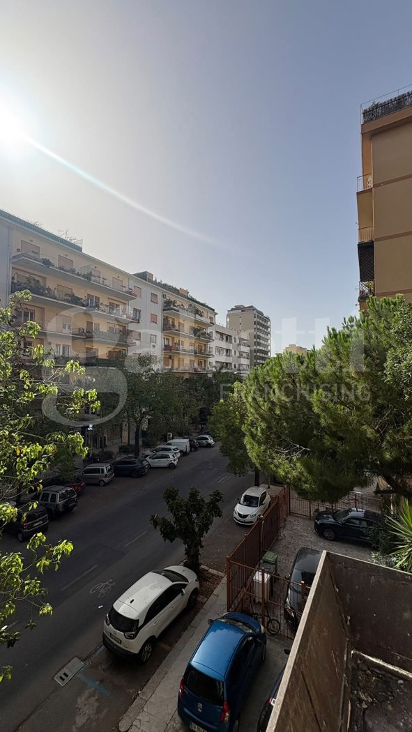 Trilocale ristrutturato a Palermo