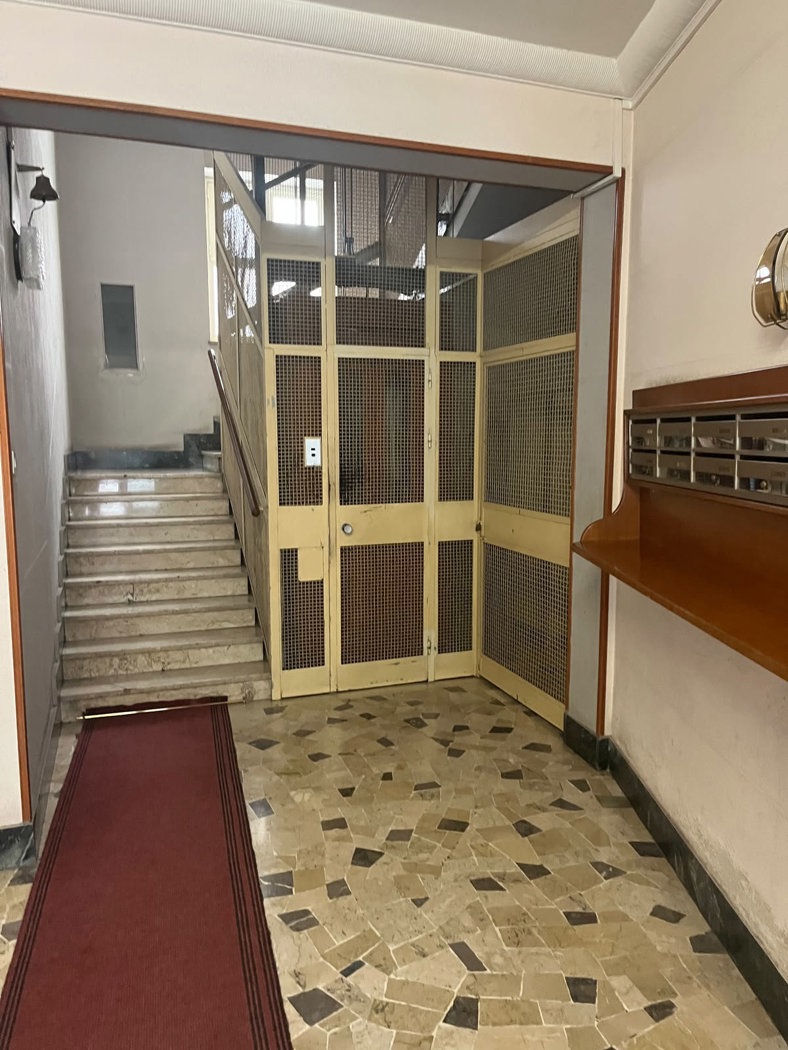 Quadrilocale da ristrutturare a Palermo