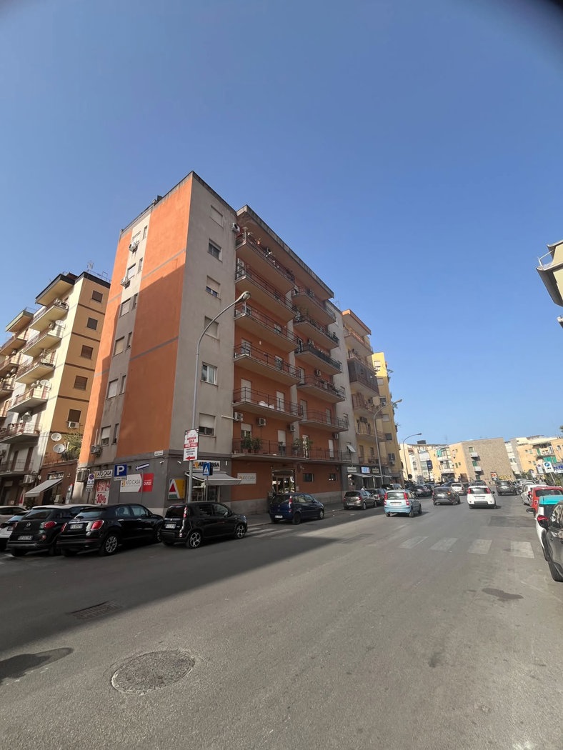 Quadrilocale in vendita a Palermo