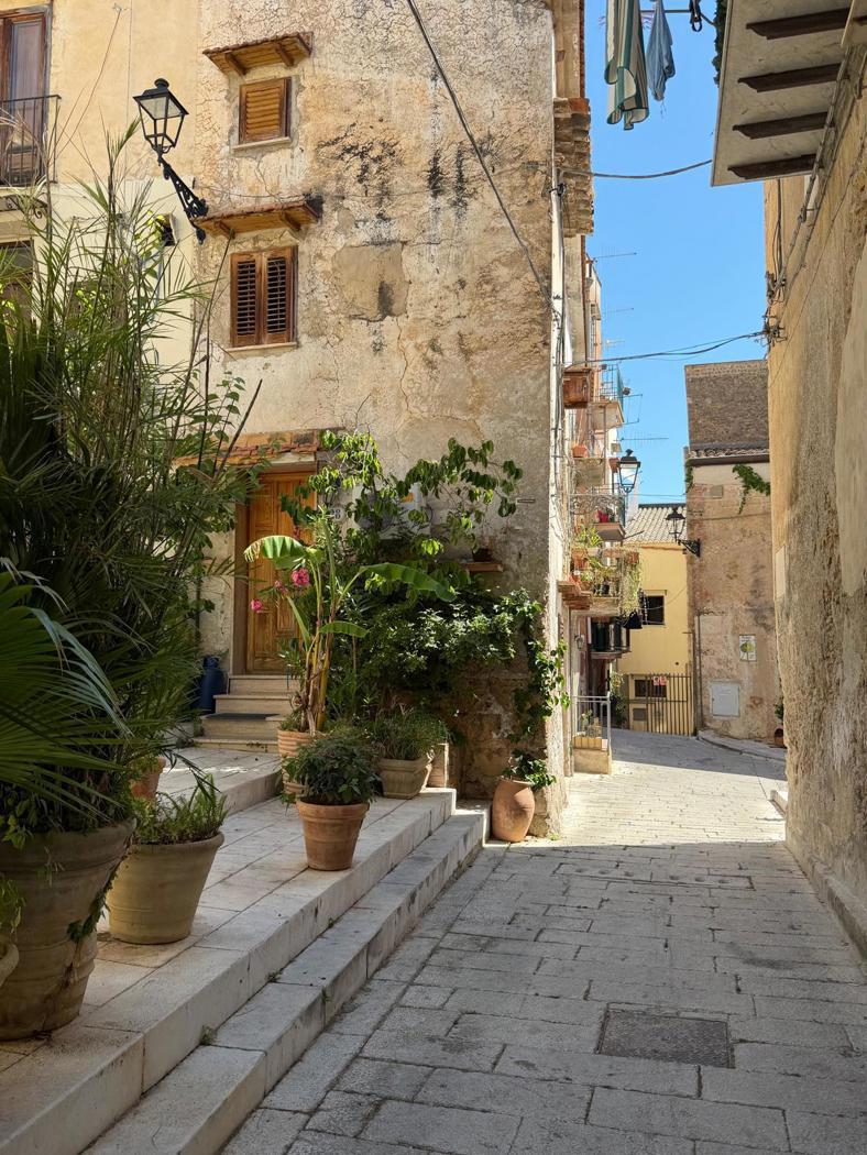 Trilocale ristrutturato a Monreale