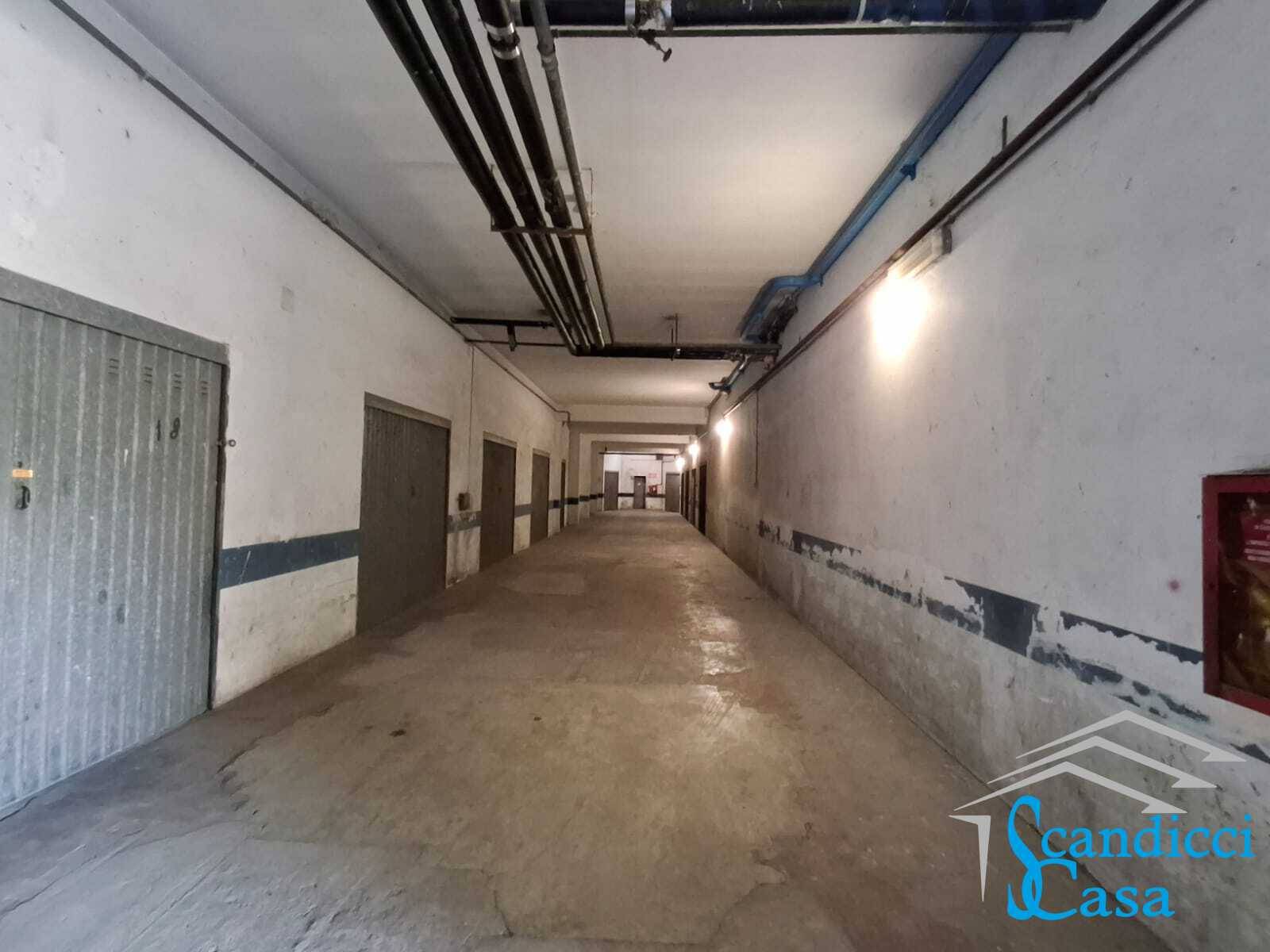 Box o garage in vendita a Scandicci, Scandicci Centro