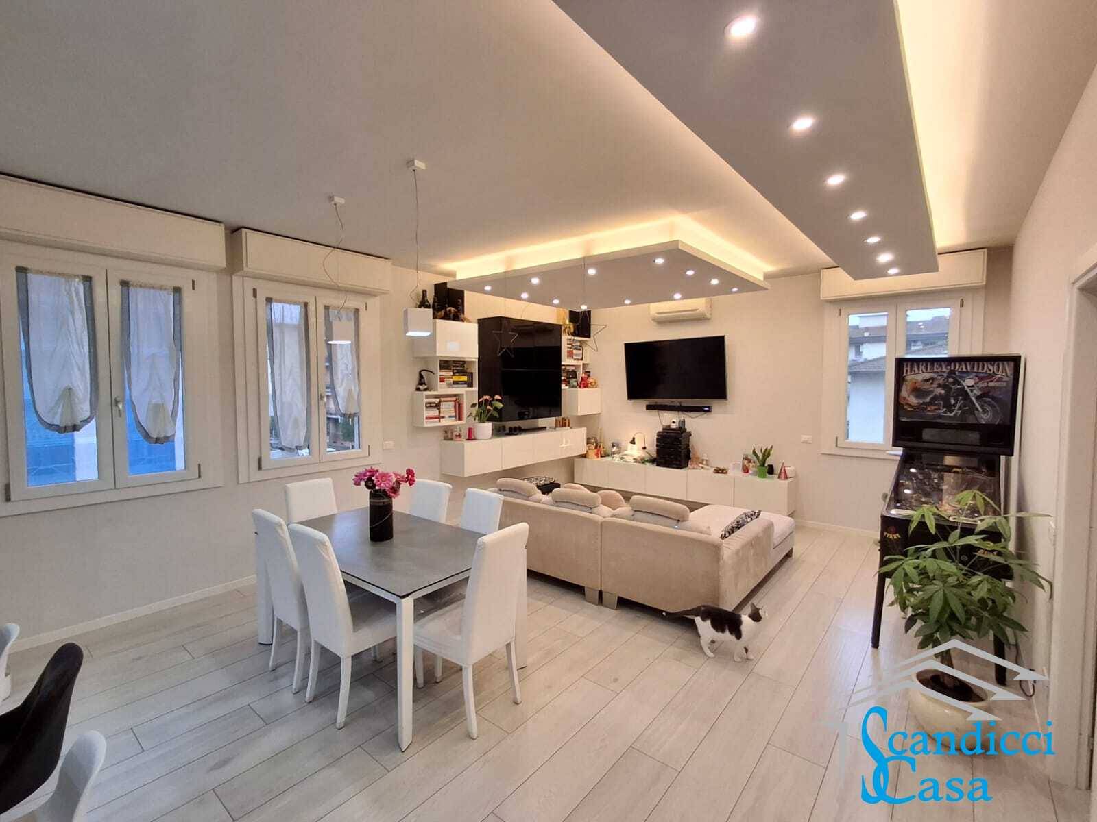 Appartamento in vendita a Scandicci, Scandicci Centro