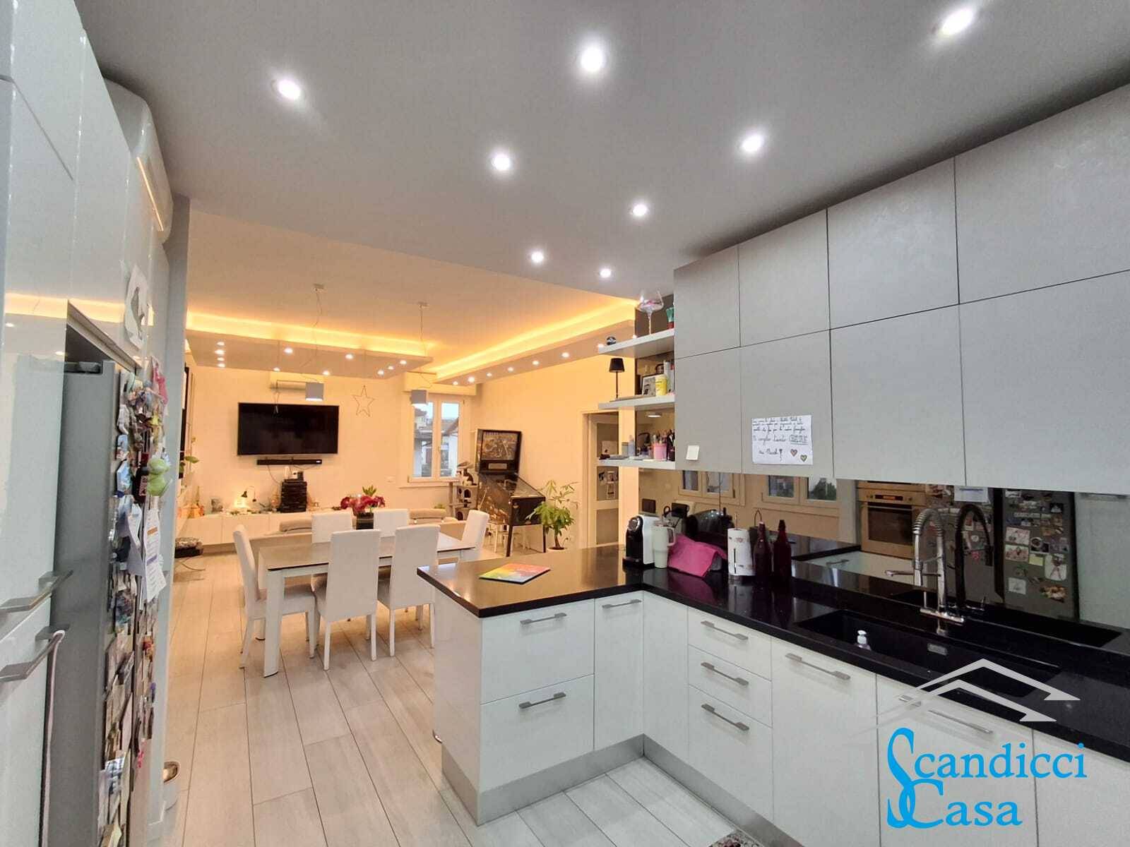 Appartamento in vendita a Scandicci, Scandicci Centro