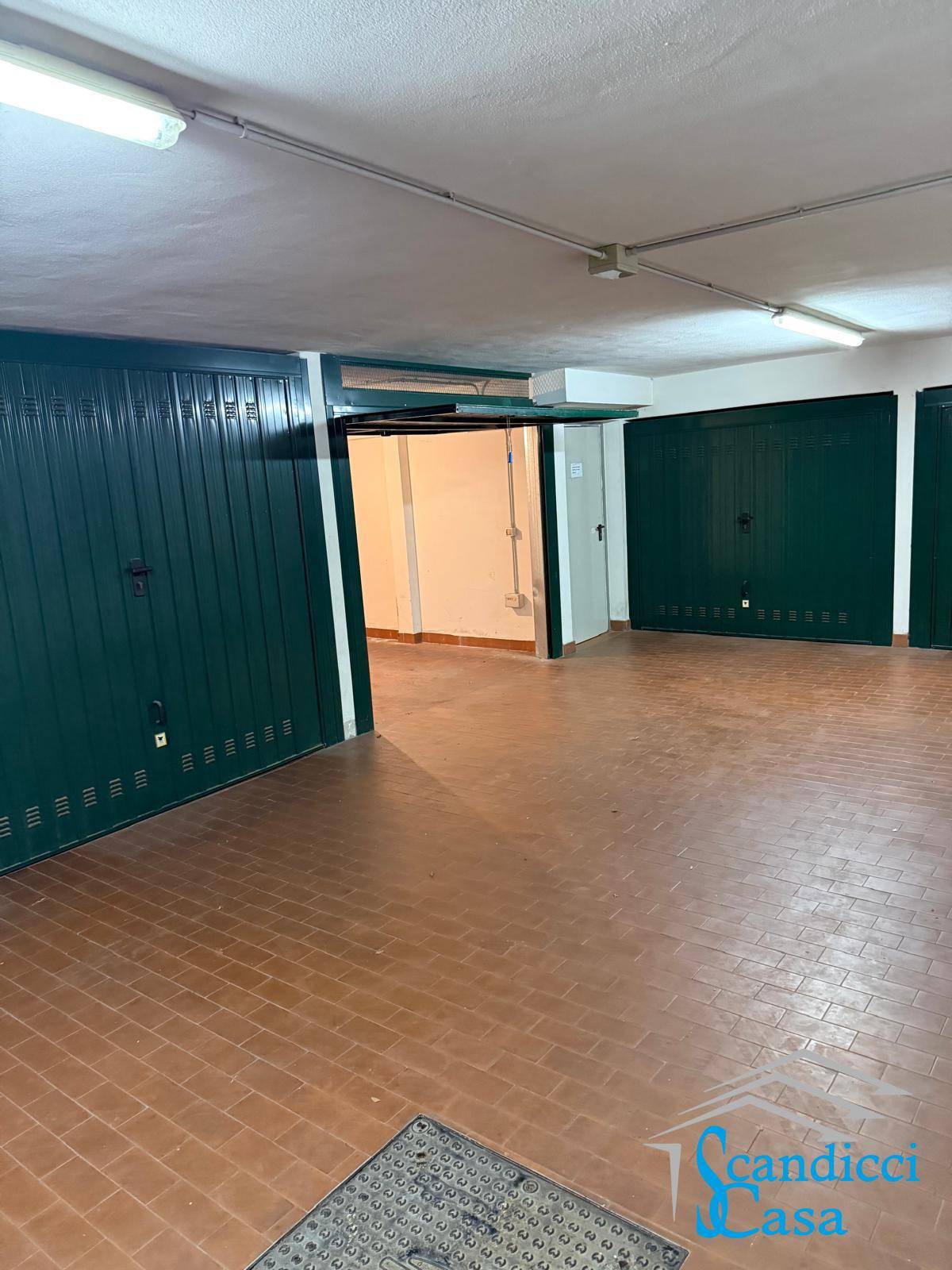 Garage in vendita a Firenze, Porta Romana