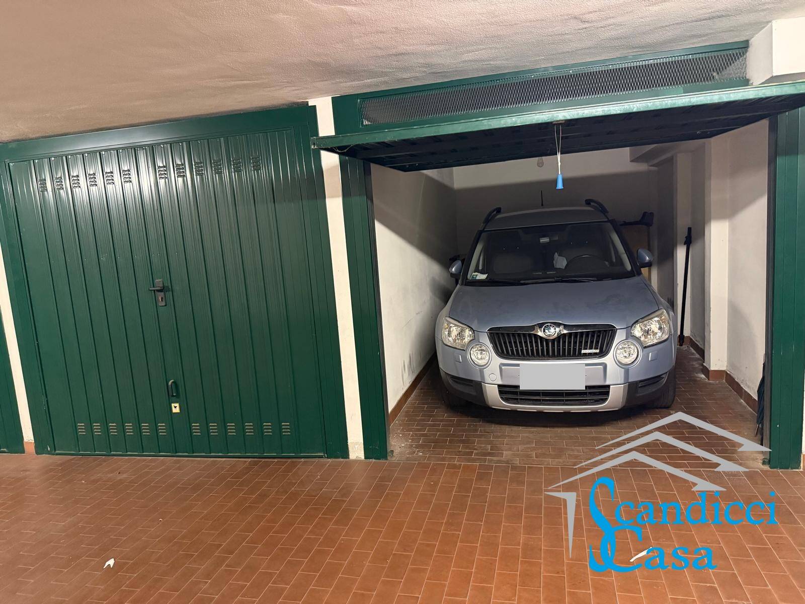 Garage in vendita a Firenze, Porta Romana