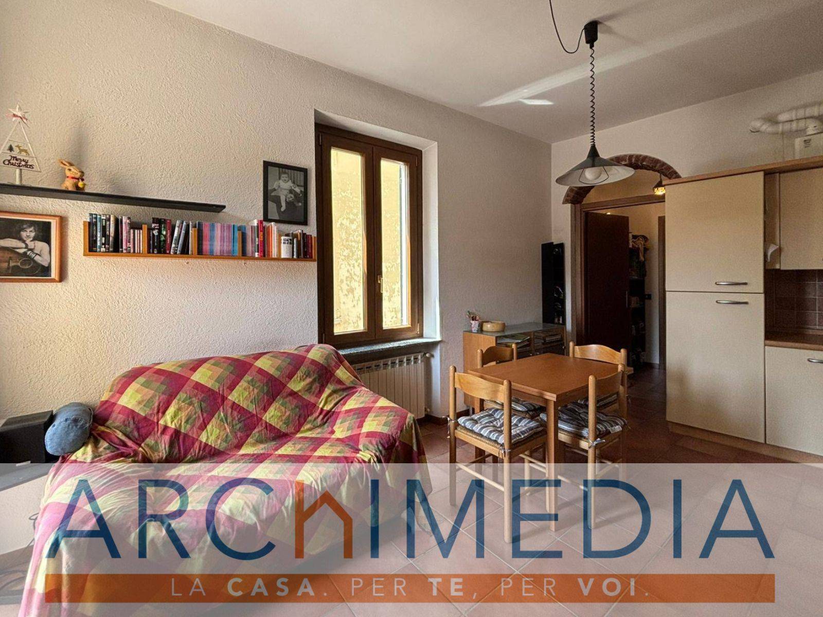 Appartamento in vendita a Malnate, Centro