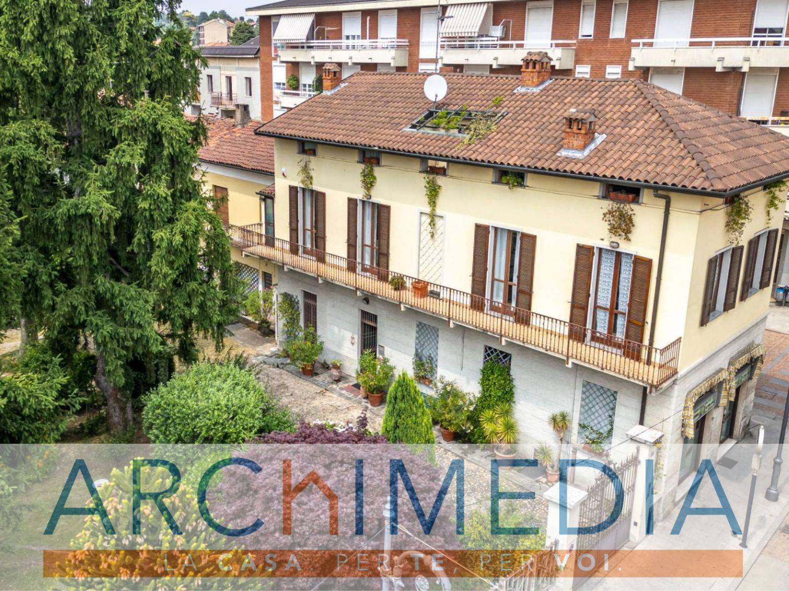 Porzione di casa in vendita a Tradate, Abbiate Guazzone