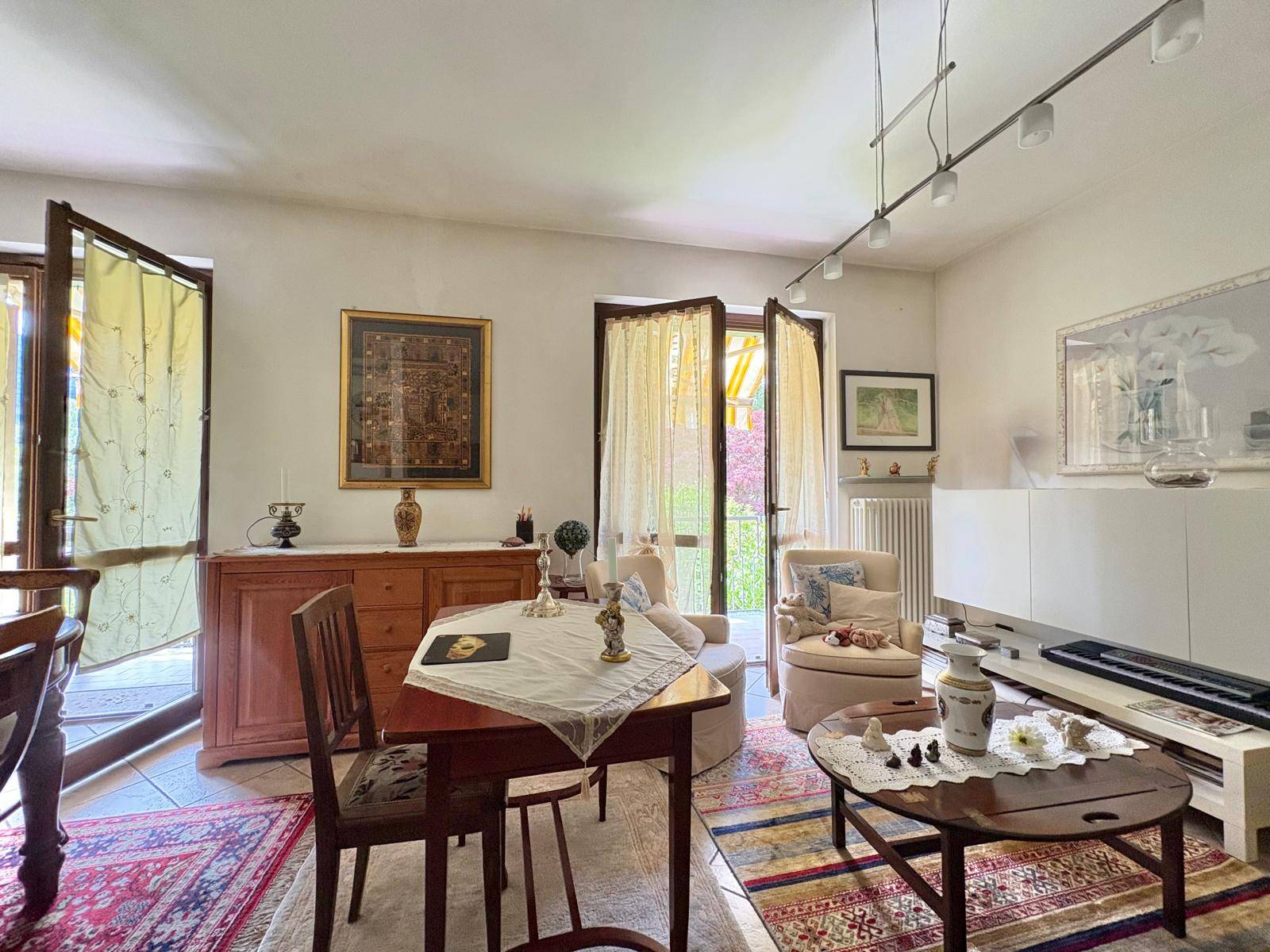 Villette a schiera in vendita a Valganna