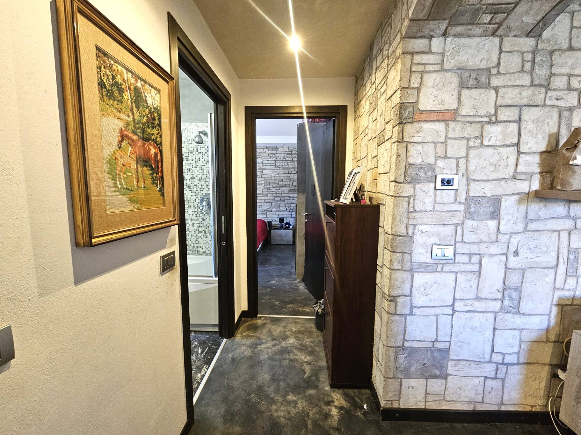 Appartamento in vendita a Valmorea