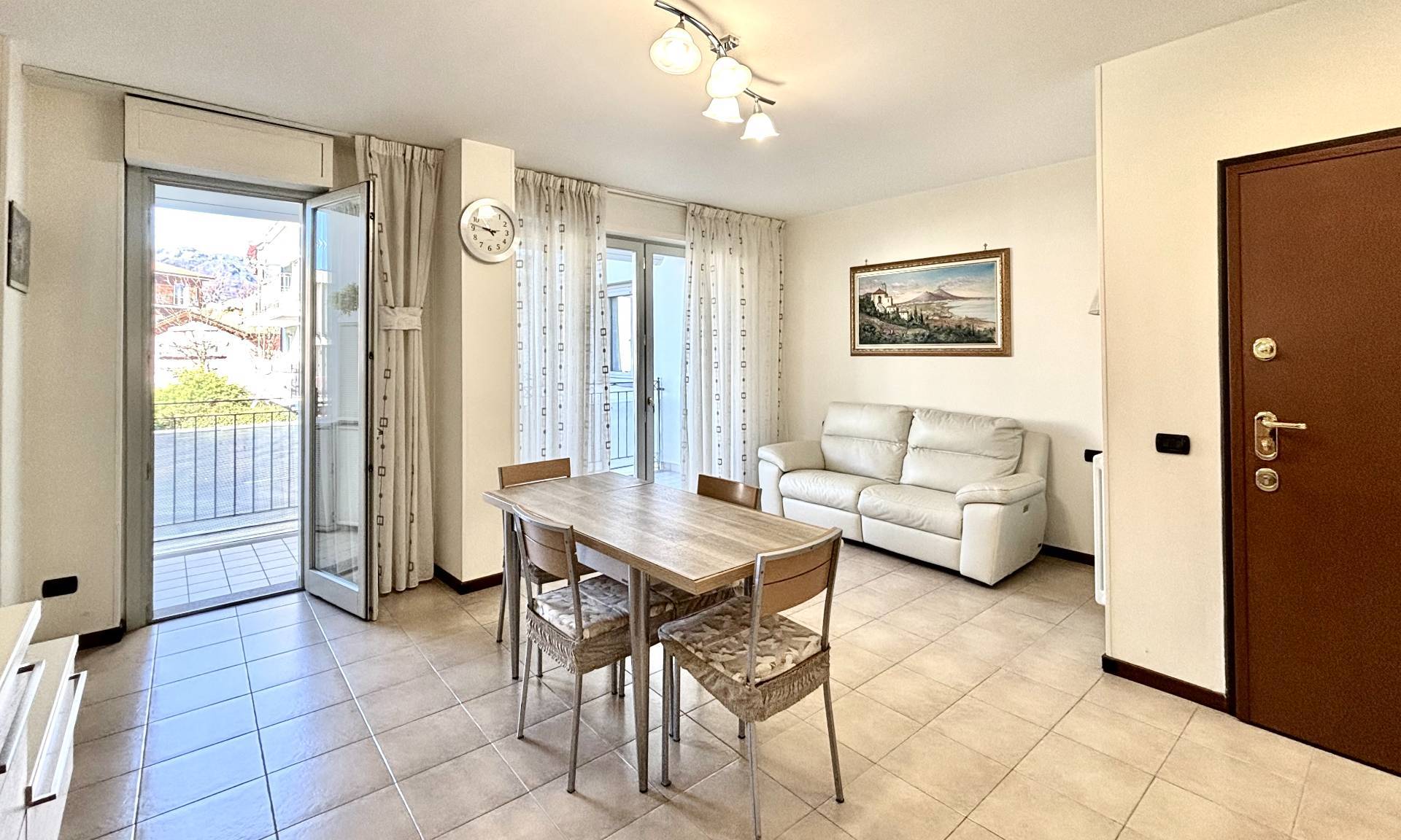 Appartamento in vendita a Varese, Ippodromo