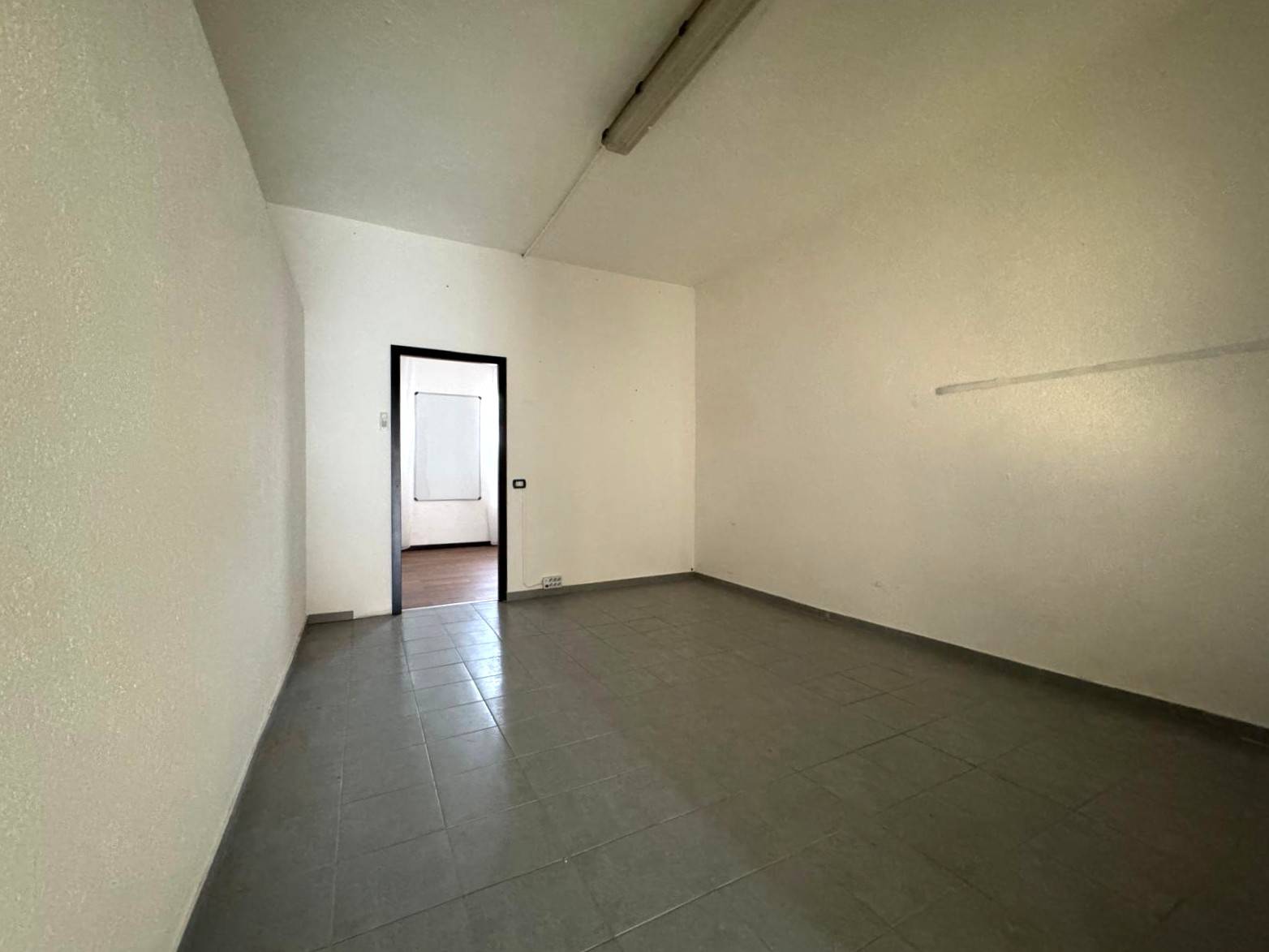 Deposito in affitto a Vedano Olona