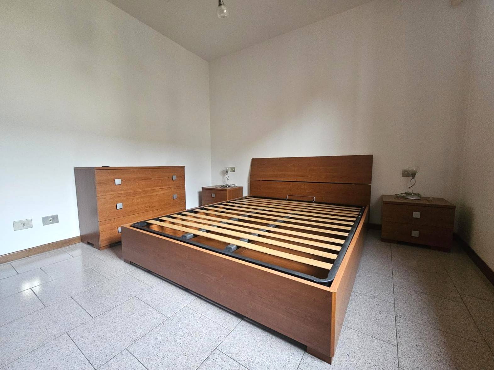 Appartamento in vendita a Malnate, Centro