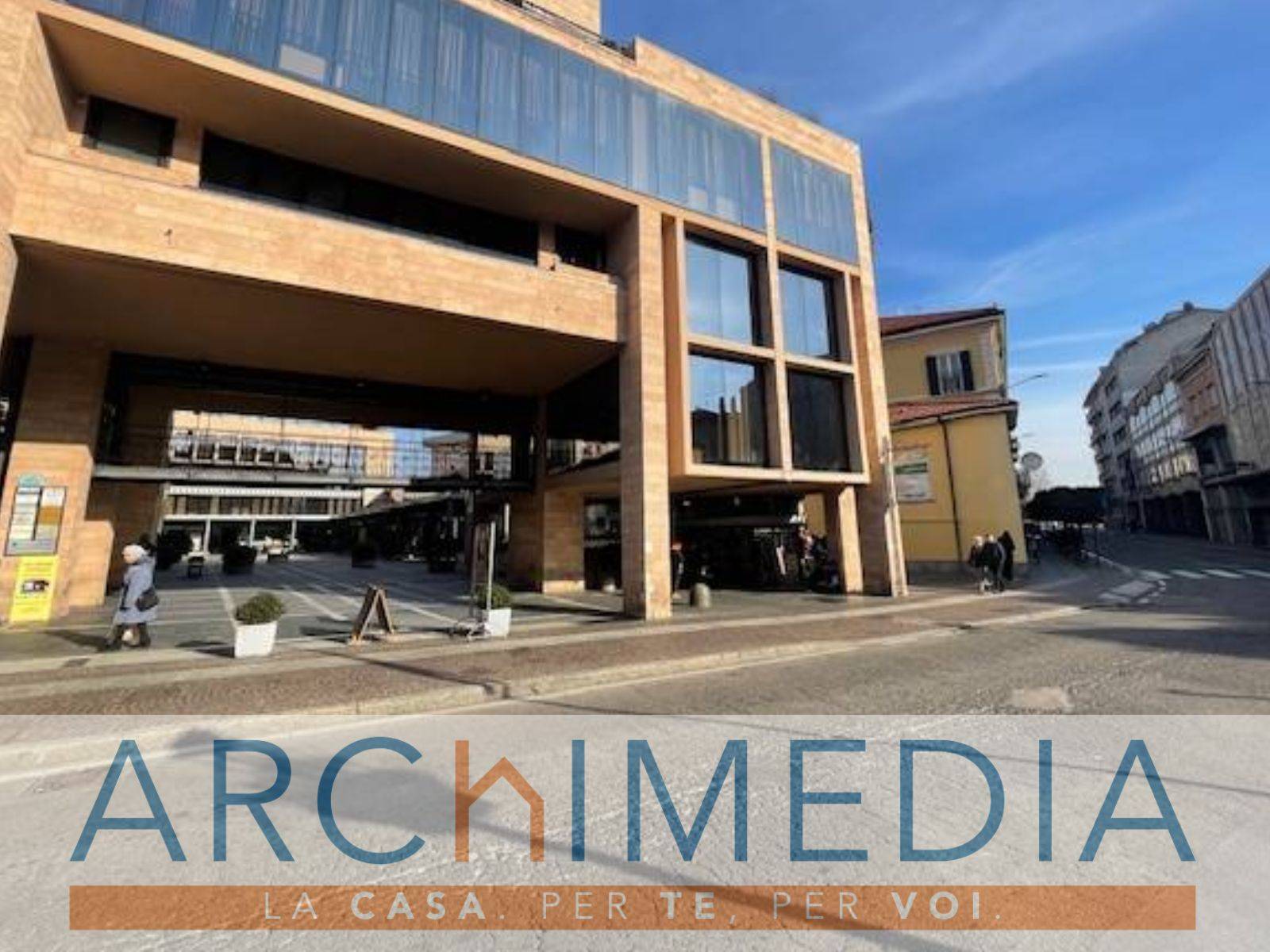 Studio/Ufficio in affitto a Varese, Centro