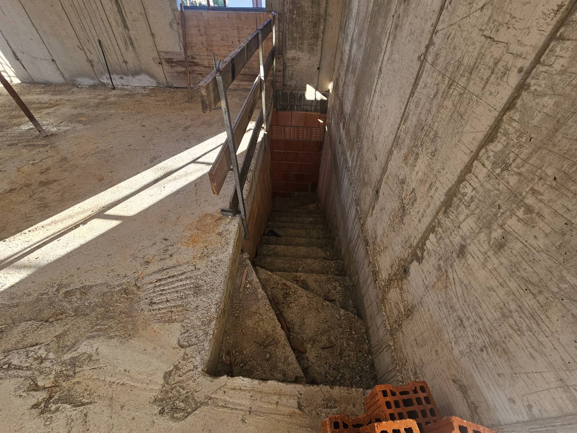 VILLA SINGOLA in vendita a Albiolo