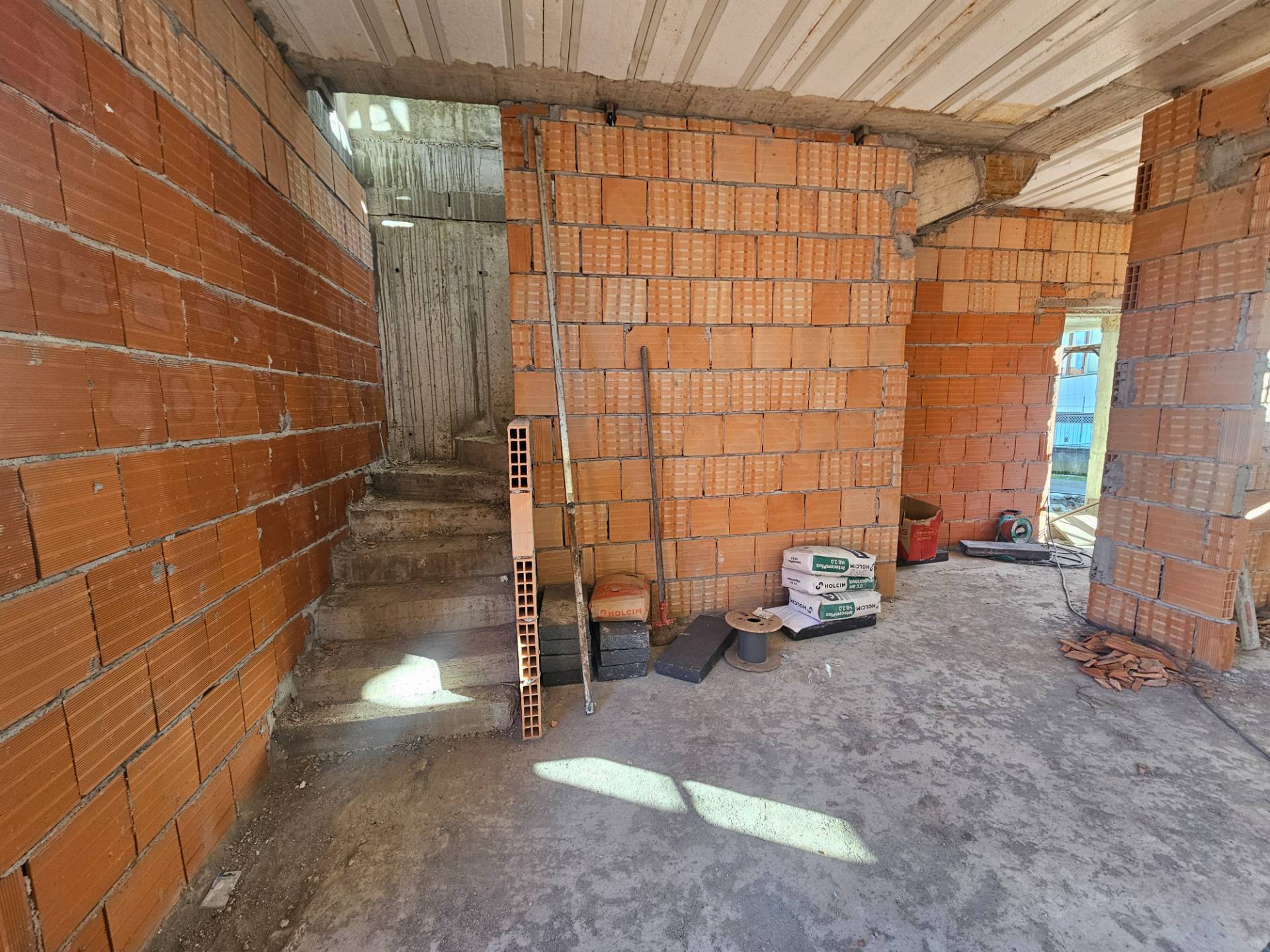 VILLA SINGOLA in vendita a Albiolo