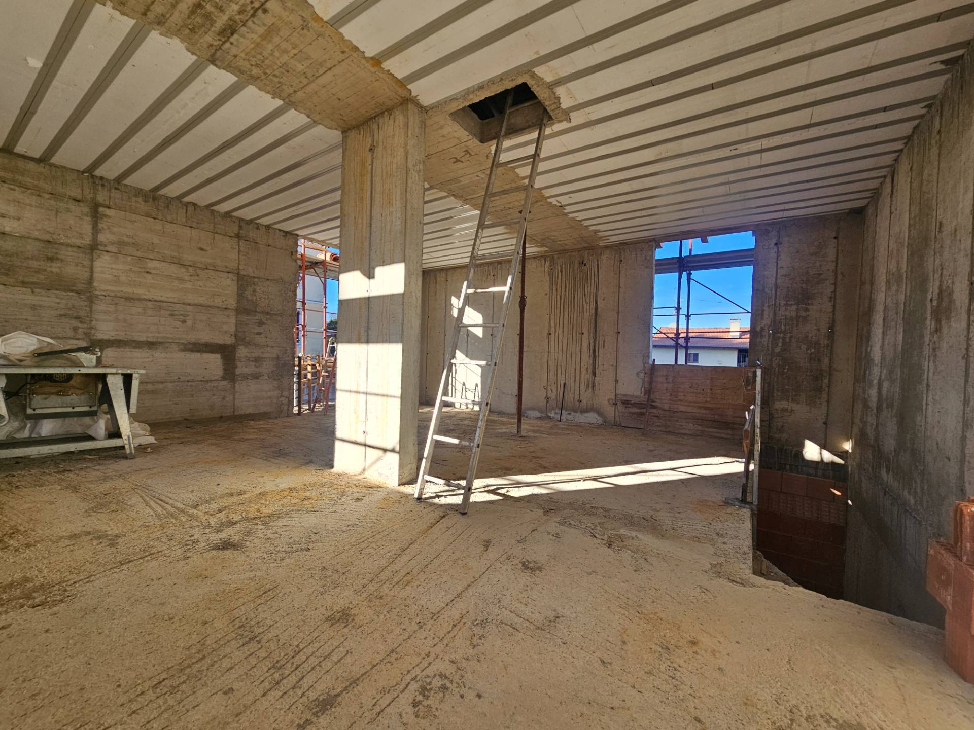 VILLA SINGOLA in vendita a Albiolo