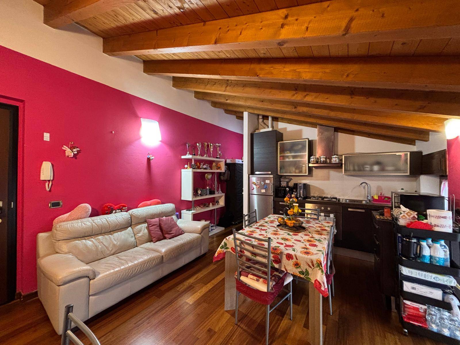 Mansarda in vendita a Induno Olona