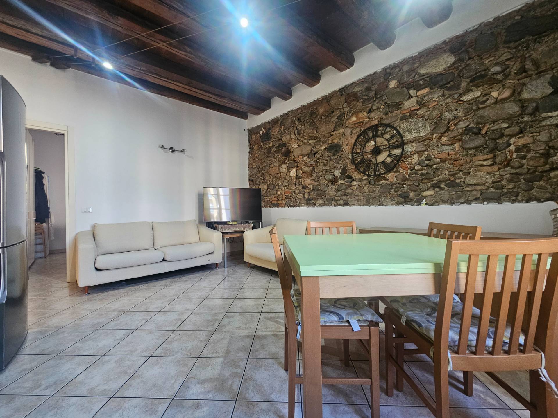 Appartamento in vendita a Malnate, Centro