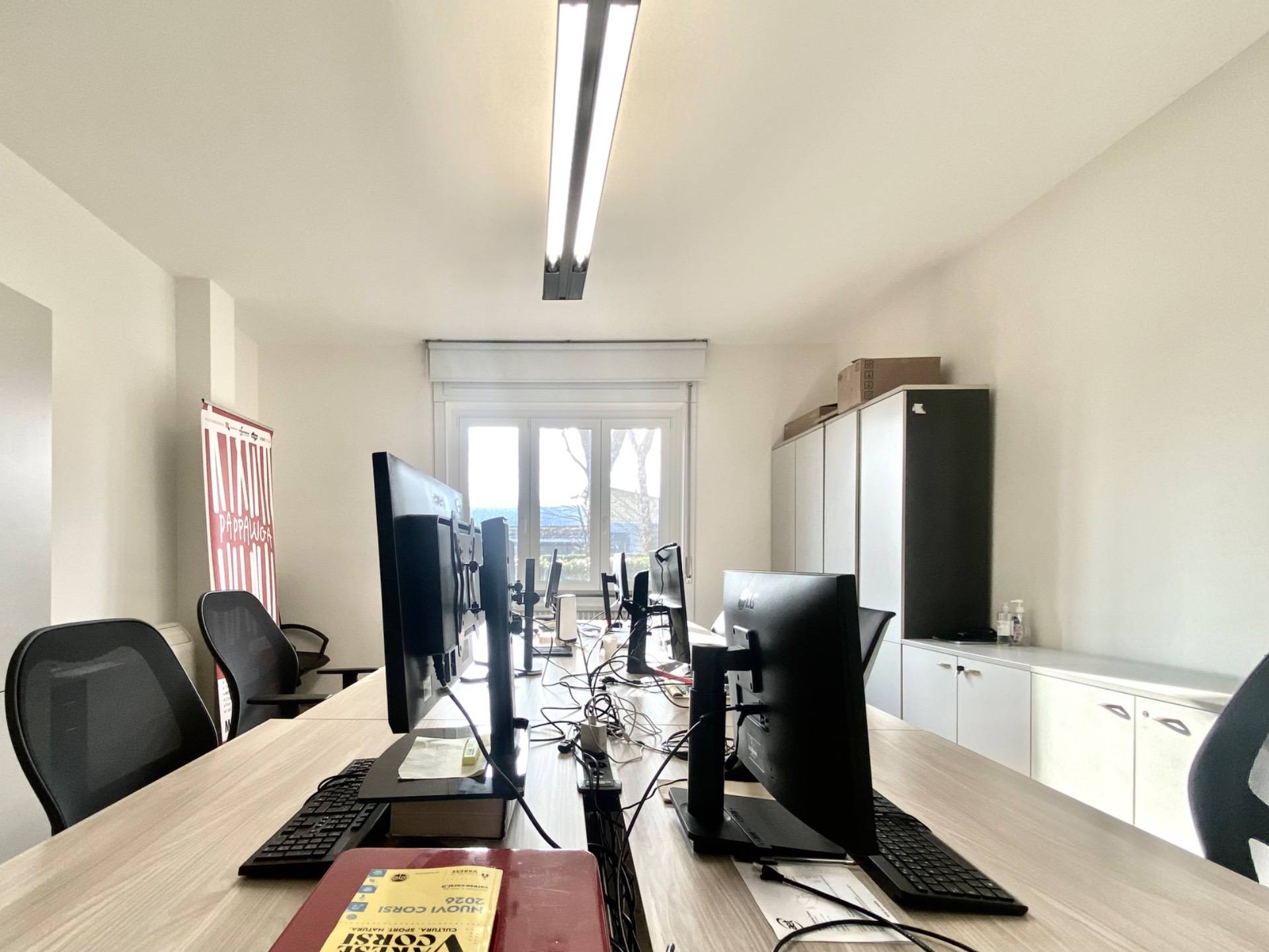 Studio/Ufficio in vendita a Varese, Giubiano