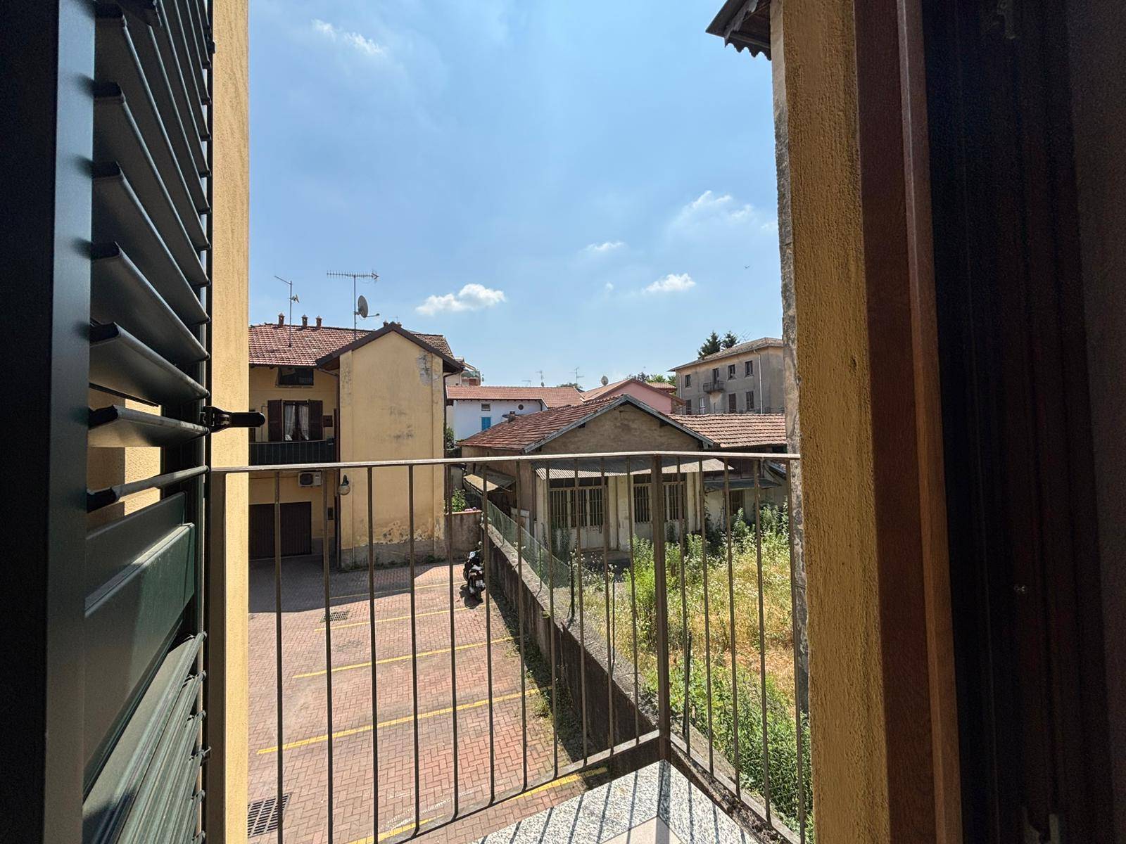 Appartamento in affitto a Malnate, Centro