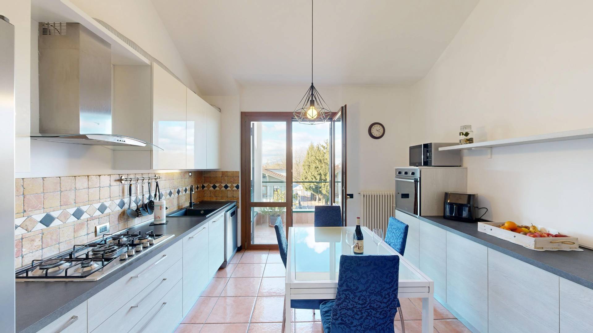 Appartamento in vendita a Malnate, San Salvatore